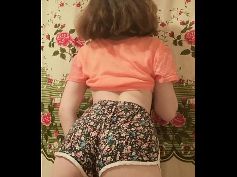 ❤️ Тачаангуй залуу бяцхан хүүхэн камер дээр шорт тайлж байна ☑  Секс mn.poliglass34.ru